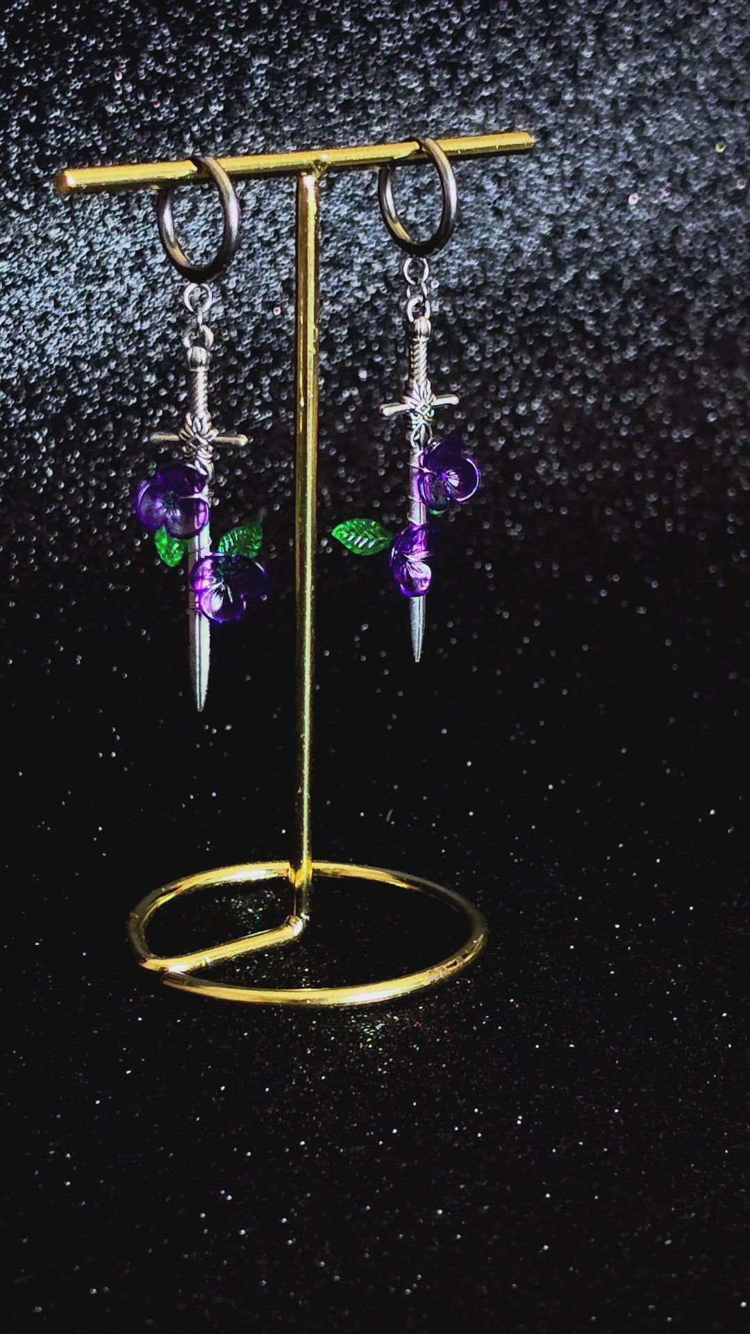 Pendientes Espada Powerless | Joyería Romantasy Fae | WitchBelyArt