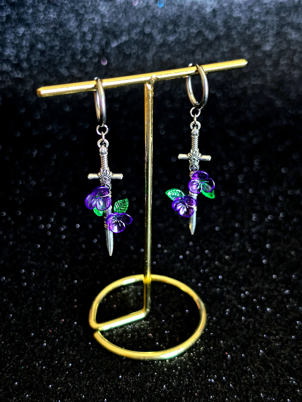 Pendientes Espada Powerless | Joyería Romantasy Fae | WitchBelyArt