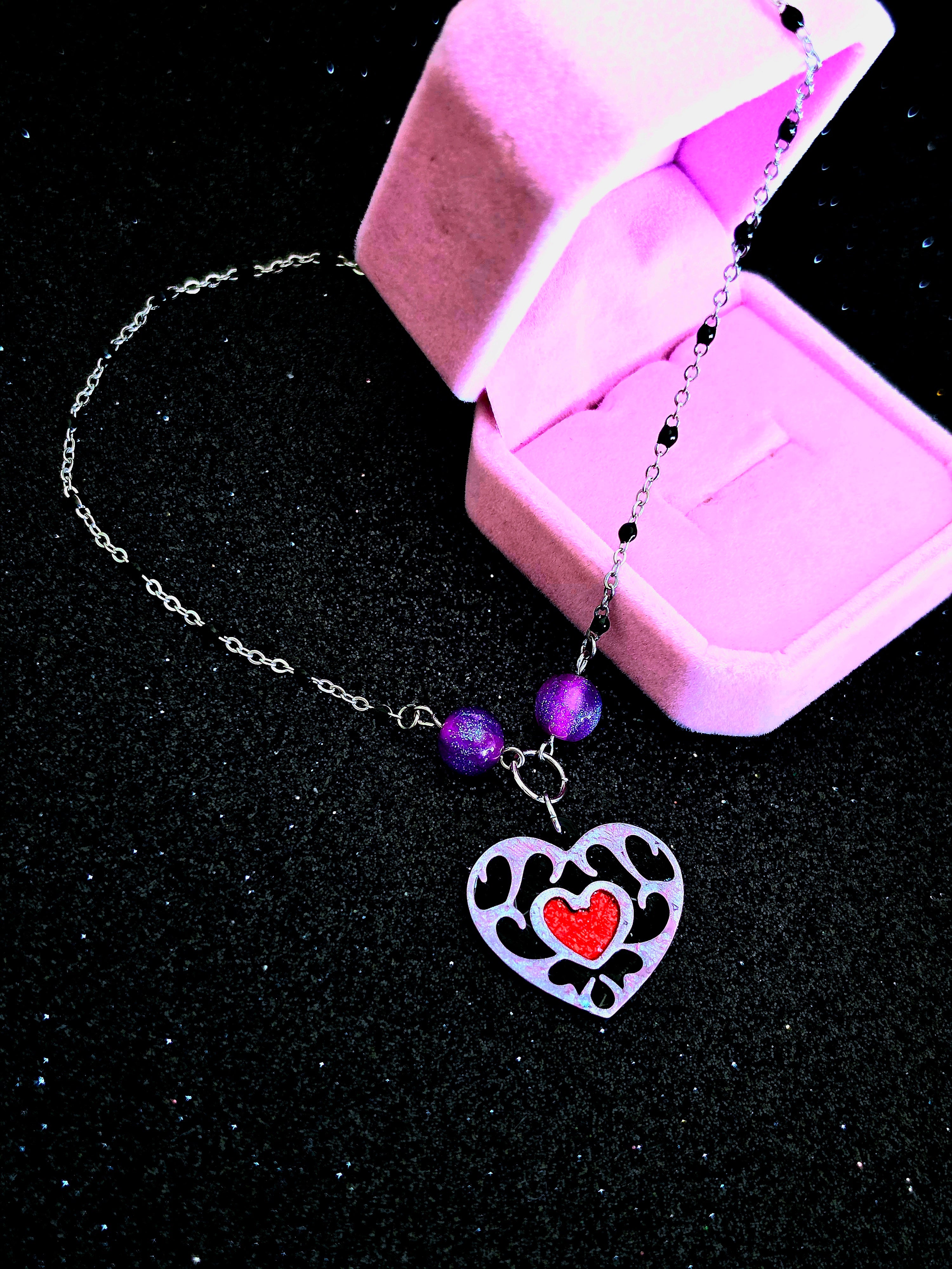 Collar Zelda Heart Container – Gargantilla Hecha a Mano