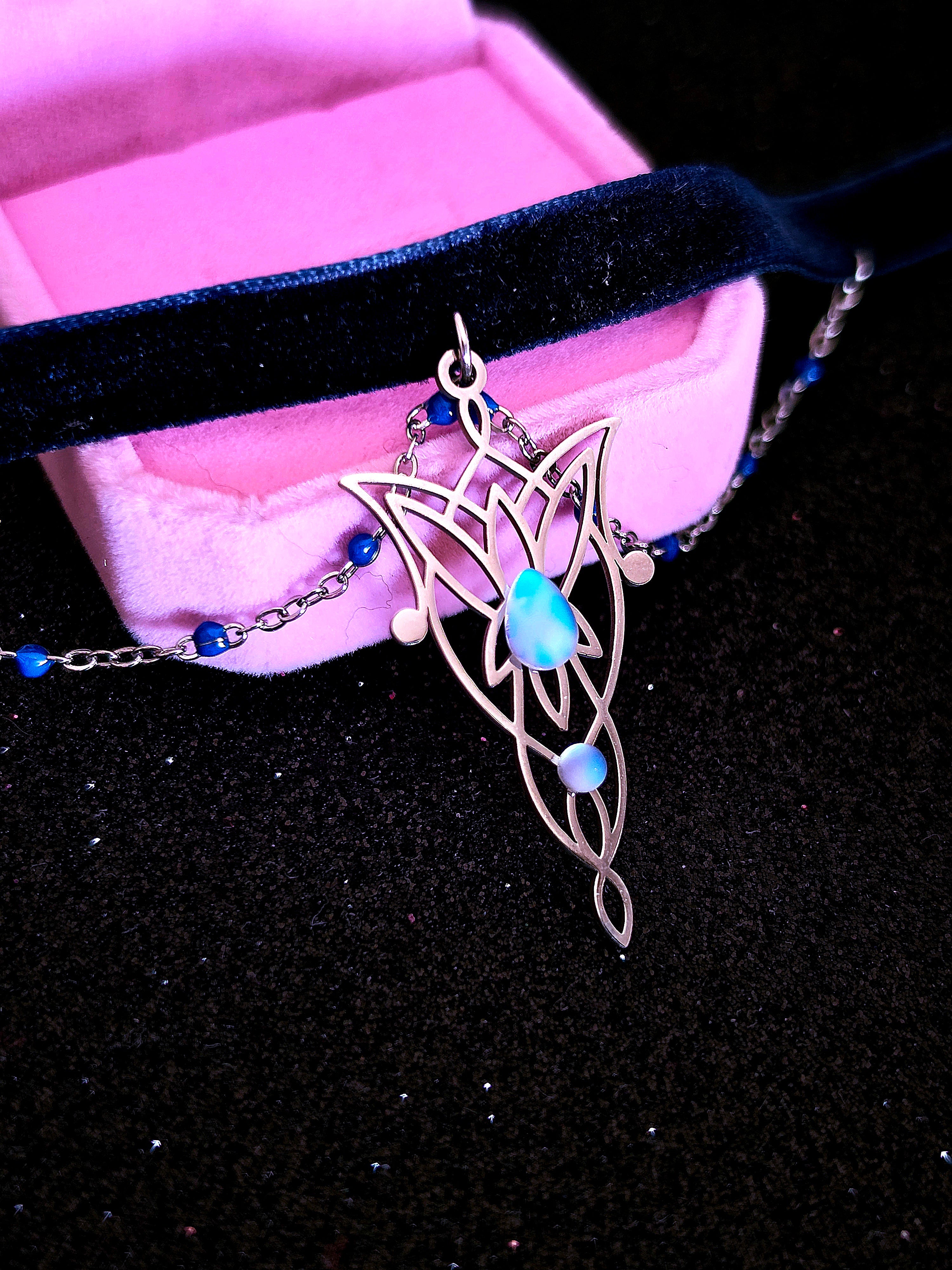 Gargantilla Evenstar – El Señor de los Anillos | Collar de Terciopelo Artesanal