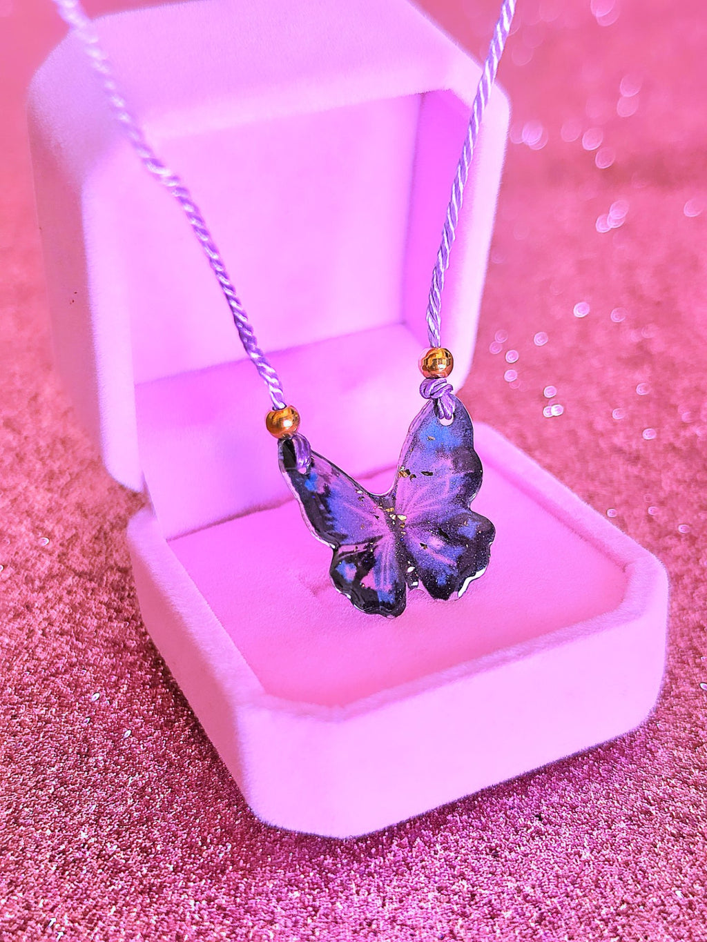 Collar Mariposa Resina Morada – Estilo Fairycore Hecho a Mano