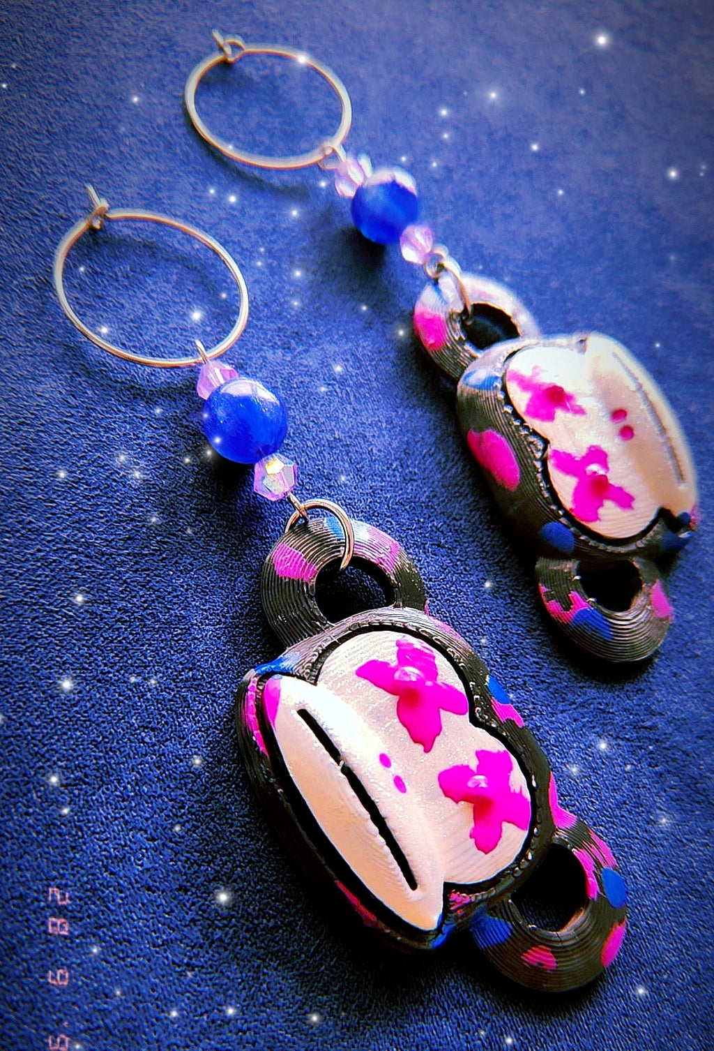 Pendientes Jinx Arcane – Acero Inoxidable y 3D Pintado a Mano | WitchBelyArt